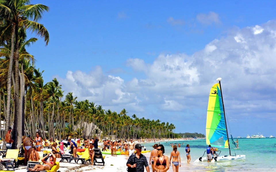 Download Beach In Dominican Republic HD 4K iPhone PC wallpaper