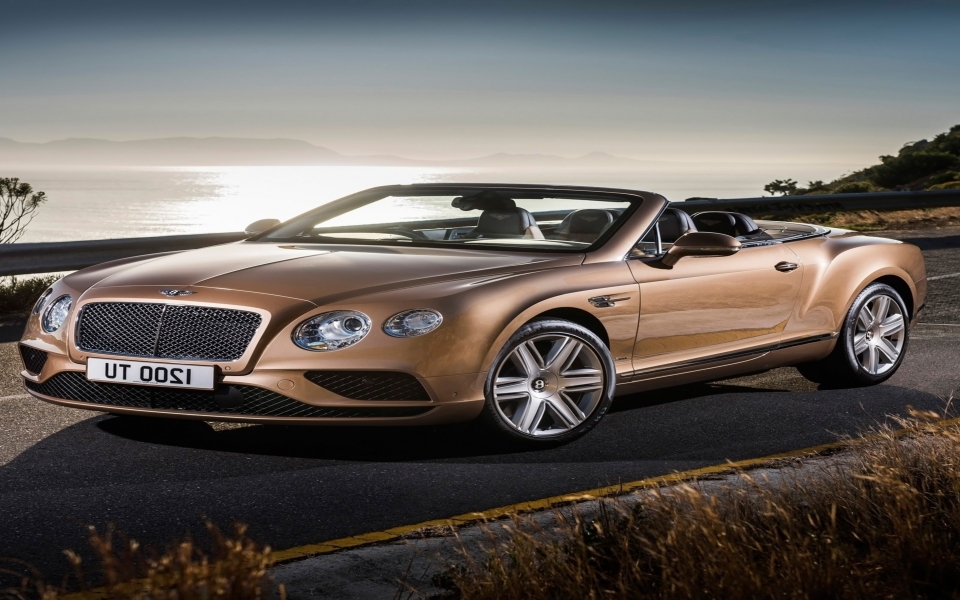 Download Bentley Continental GT Convertible 4K HD wallpaper