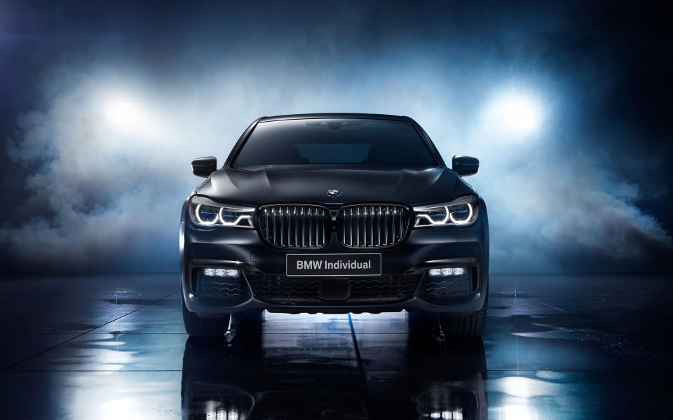 Download Black BMW 4K 2020 Mobile iPhone X wallpaper