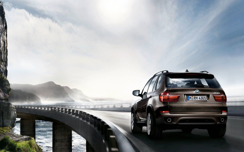 Download Bmw X5 HD 4K For iPhone Mobile Phone wallpaper