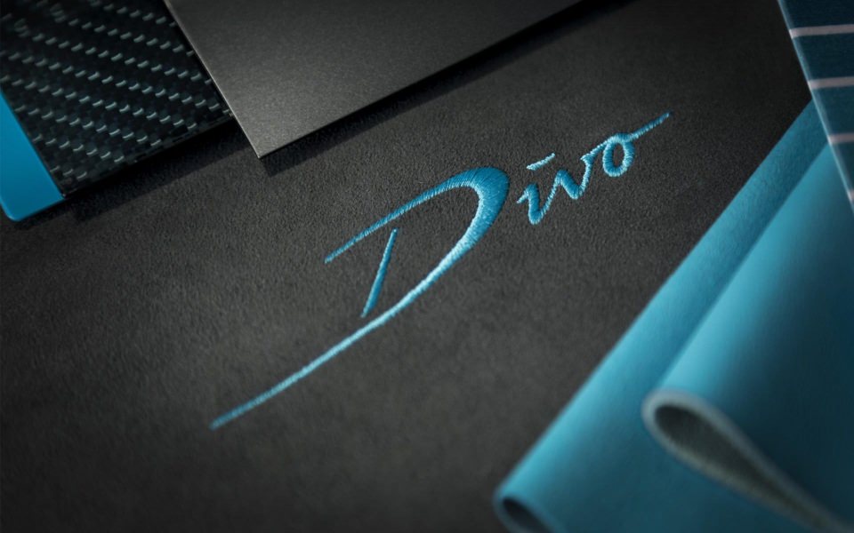 Download Bugatti Divo 1920x1080 4K 2020 Mobile iPhone X wallpaper