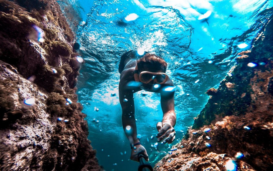 Download Diving HD 4K Widescreen Photos Images wallpaper