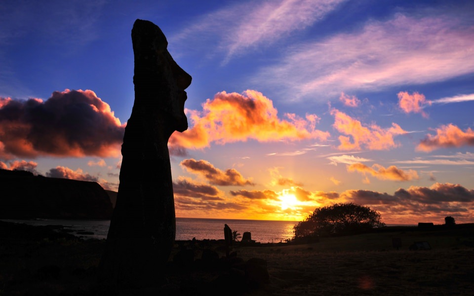 Download Easter Island HD 4K For iPhone Mobile Phone wallpaper