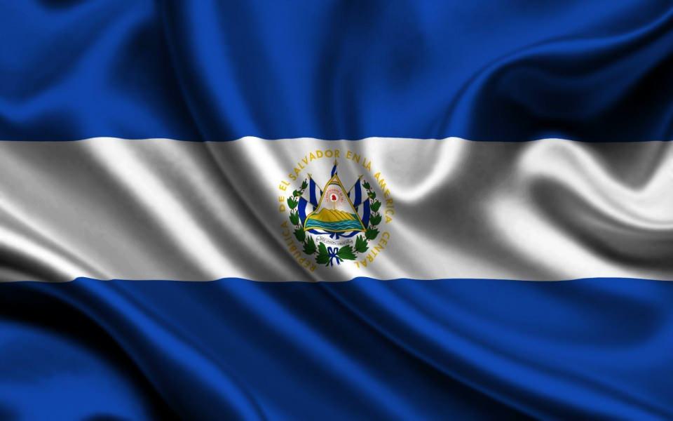 Download El Salvador Flag 3D 4K wallpaper