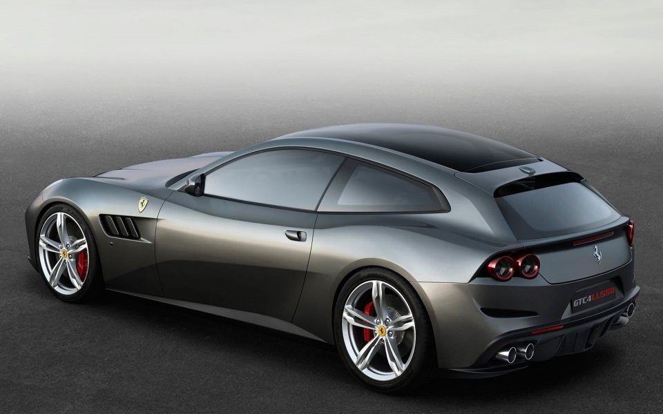 Download Ferrari GTC4Lusso Download wallpaper