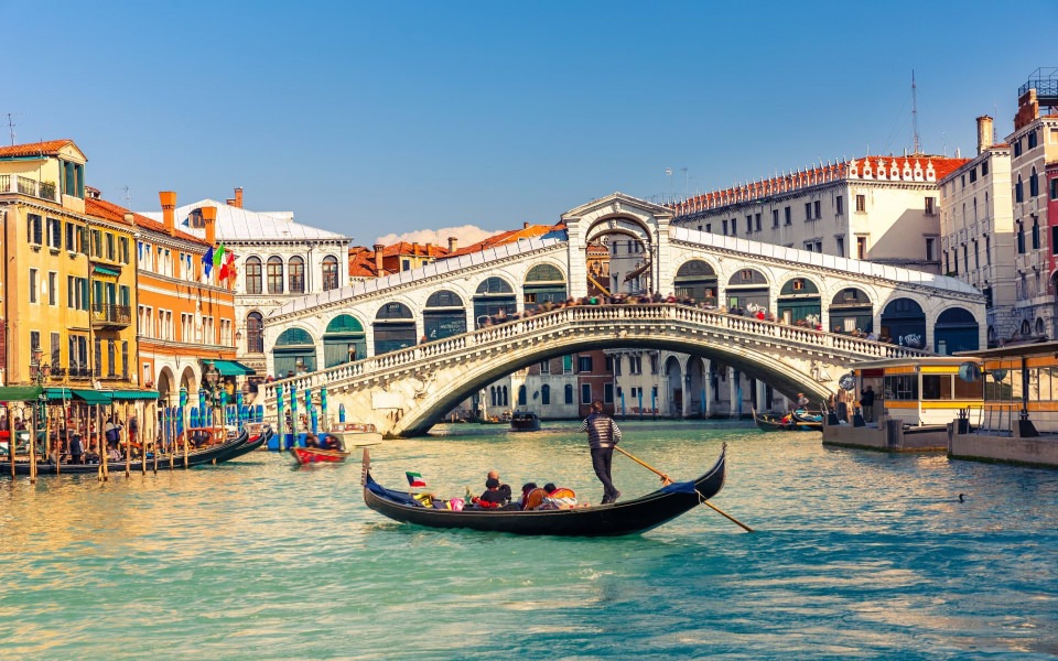Download Grand Canal Venice Full HD 5K 2560x1440 Download For Mobile PC wallpaper