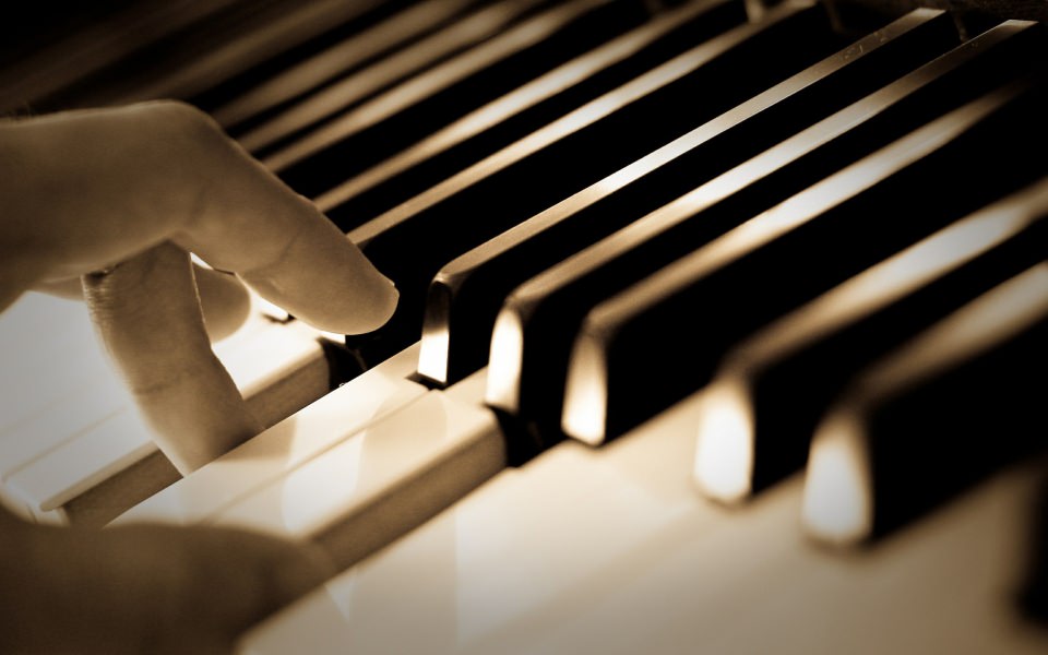 Download Harpsichord 1920x1080 4K 2020 Mobile iPhone X wallpaper