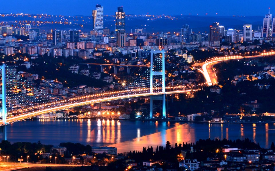 Download Istanbul Turkey 8K 5K HD wallpaper