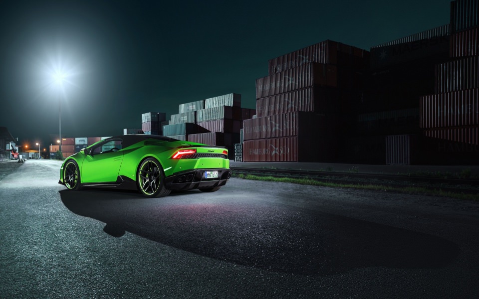 Download Lamborghini Huracan Performante Spyder wallpaper