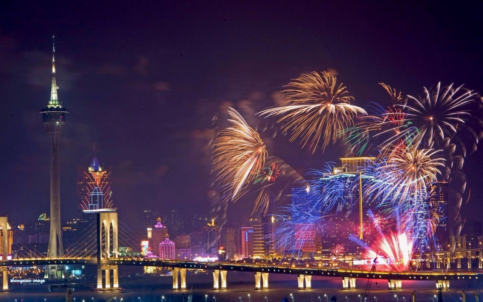 Download Macao International Fireworks Contest HD Wallpaper wallpaper