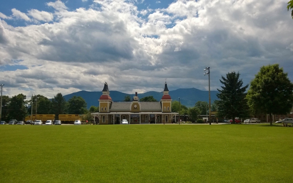 Download North Conway New Hampshire Full HD 5K 2020 Images Photos Download wallpaper