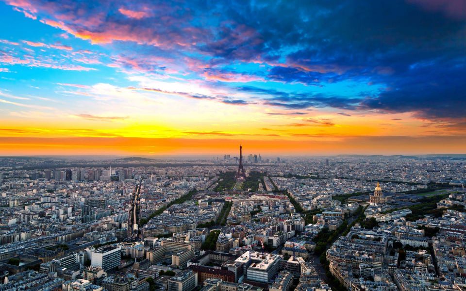 Download Paris 4K HD wallpaper