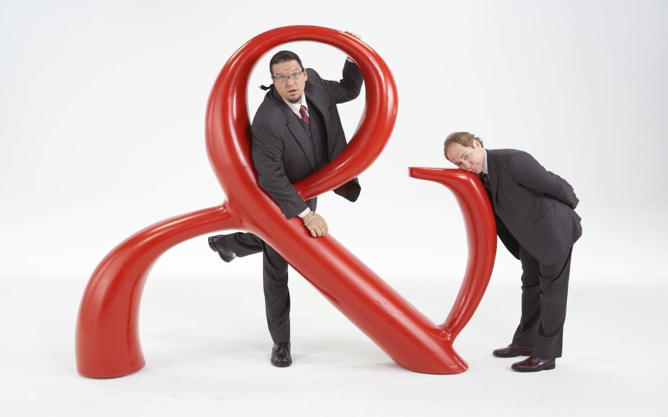 Download Penn and Teller 4K HD For Mobile 2020 iPhone 11 PC wallpaper
