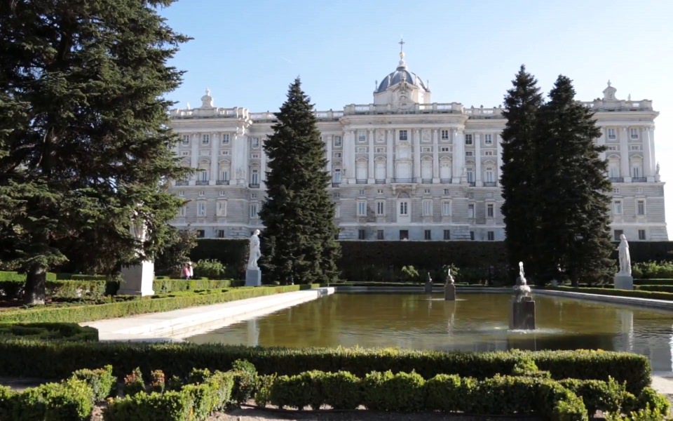 Download Royal Palace Of Madrid HD 4K 2020 8K wallpaper