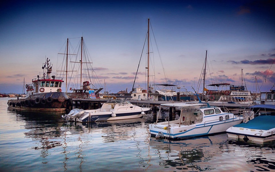 Download sea pier cyprus ships 4k wallpaper