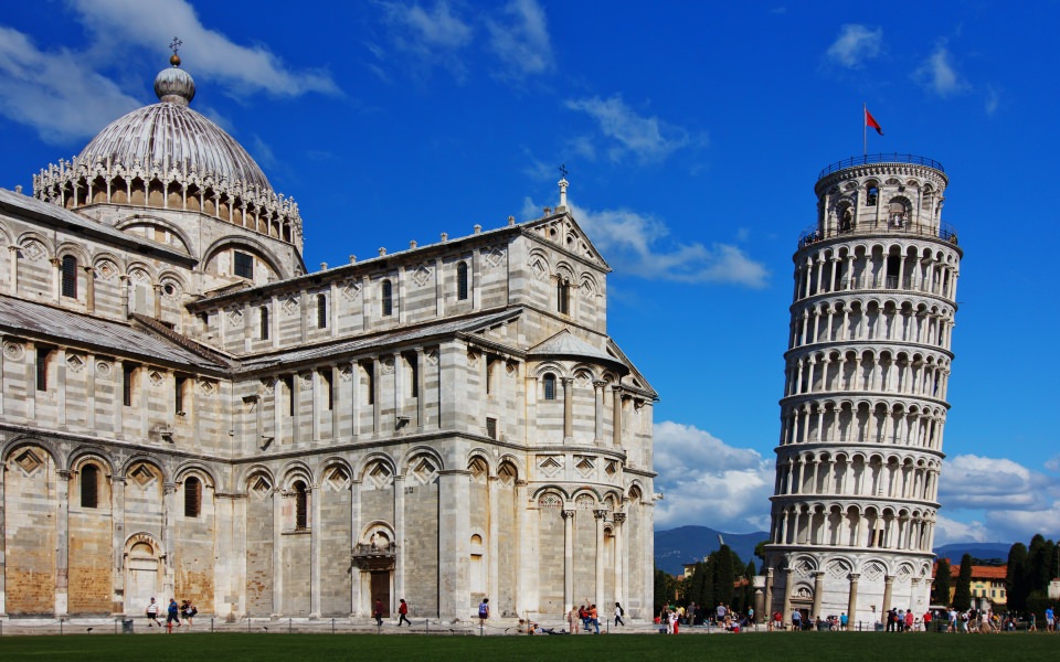 Download Torre De Pisa 4K Free Wallpaper Download 2020 wallpaper