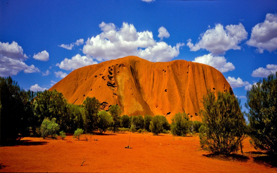 Download Uluru UHD iPhone 8K 6K iPad 5120x2880 Download wallpaper