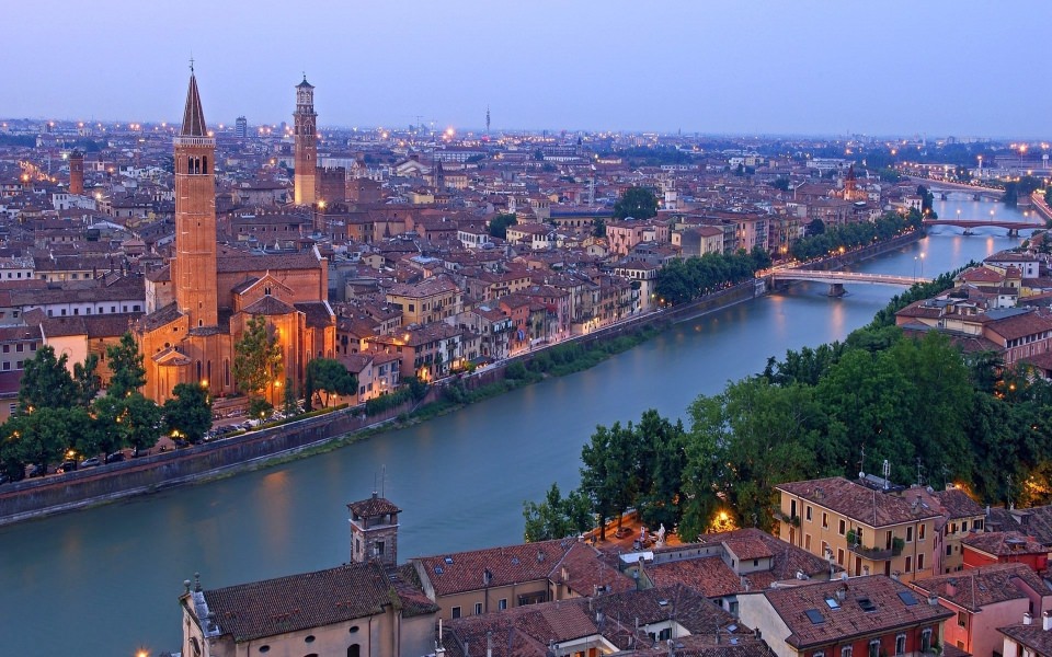 Download Verona Italy HD 4K 2020 iPhone Android Phone PC Background Download wallpaper