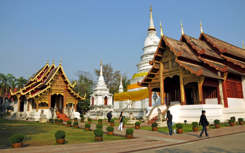 Download Wat Phra Singh Temple 4K 8K UHD For PC Android iPhone Download wallpaper