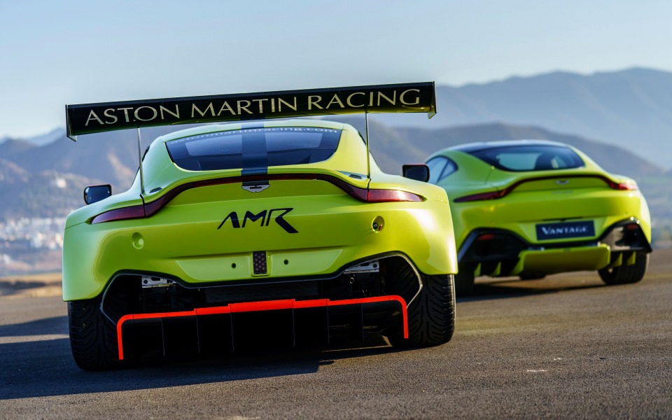 Download Aston Martin 4K HD Free Download wallpaper