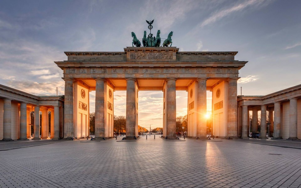 Download Brandenburg Gate 4K Free Download HD wallpaper