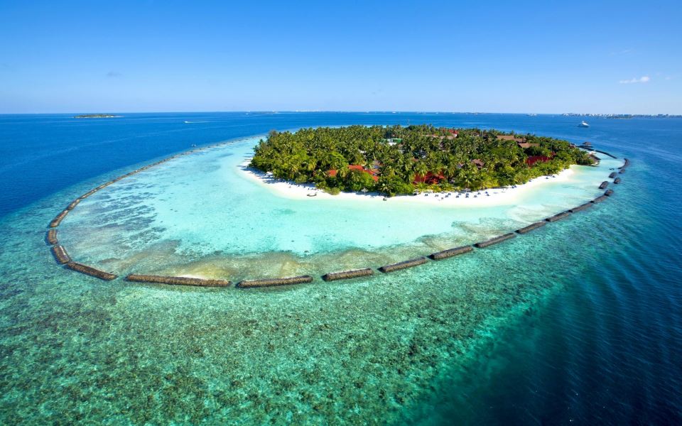 Download Maldives 2020 5K HD wallpaper