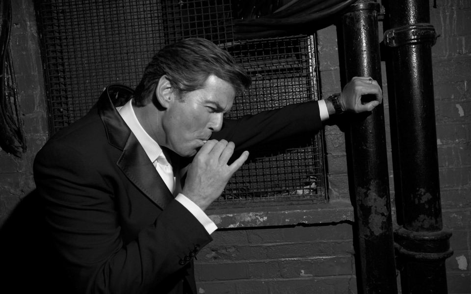 Download Pierce Brosnan 1920x1080 4K HD For iPhone Android wallpaper