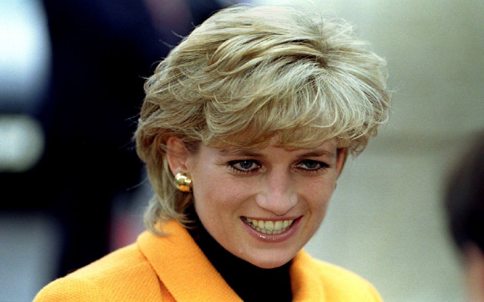 Download Princess Diana Ultra HD in 4K For Mobile PC wallpaper