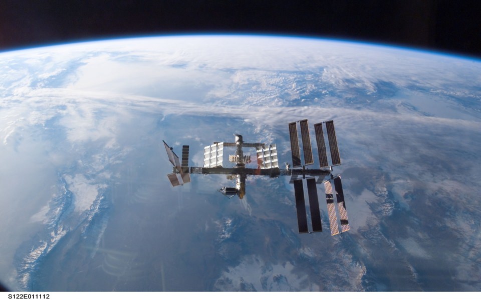Download Space Station Wallpaper For Mobile 4K HD 2020 wallpaper