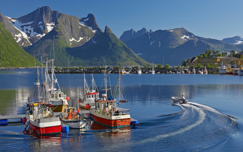 Download Tromso 4K Full HD iPhone Mobile wallpaper