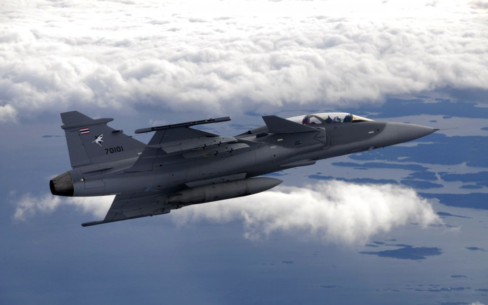 Download Airforce Fighter Aircraft 4K 5K 8K Backgrounds For Desktop And Mobile wallpaper