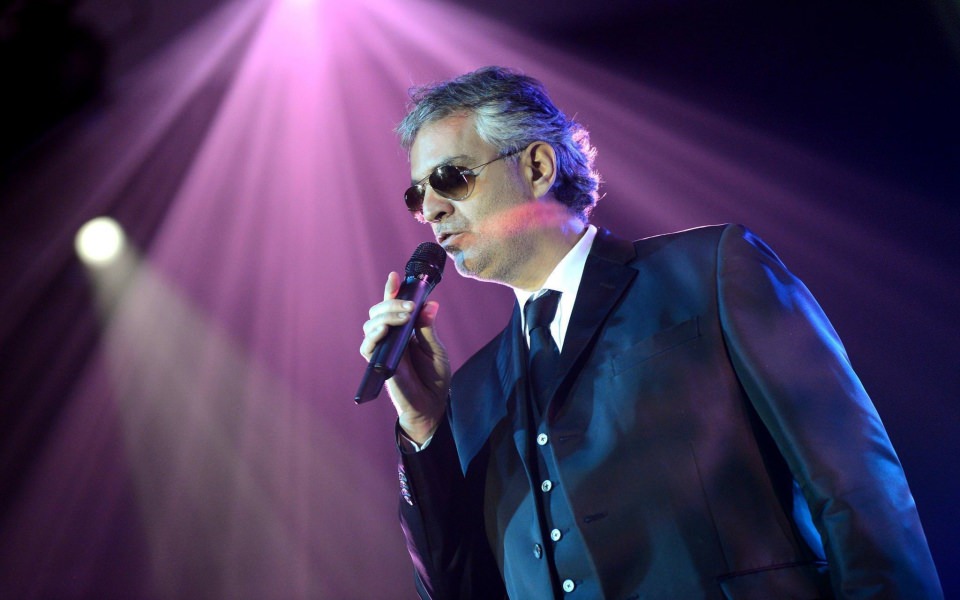 Download Andrea Bocelli 4K 8K 2560x1440 Free Ultra HD Pictures Backgrounds Images wallpaper