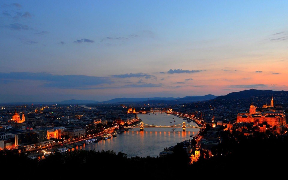 Download Budapest Free To Download In 4K wallpaper