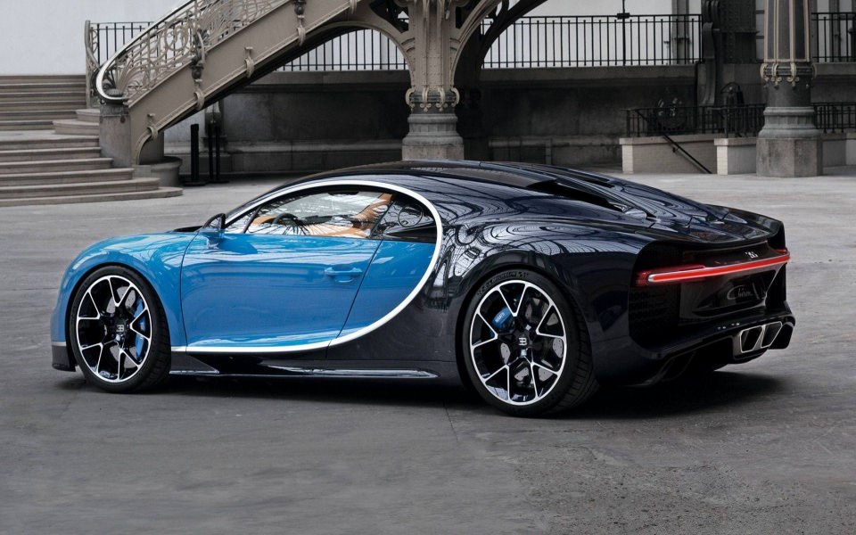 Download Bugatti Chiron 4K 5K 8K Backgrounds For Desktop And Mobile wallpaper