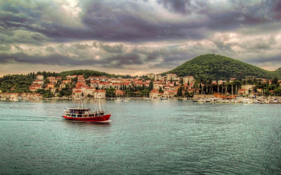 Download Dubrovnik 5K Ultra HD wallpaper