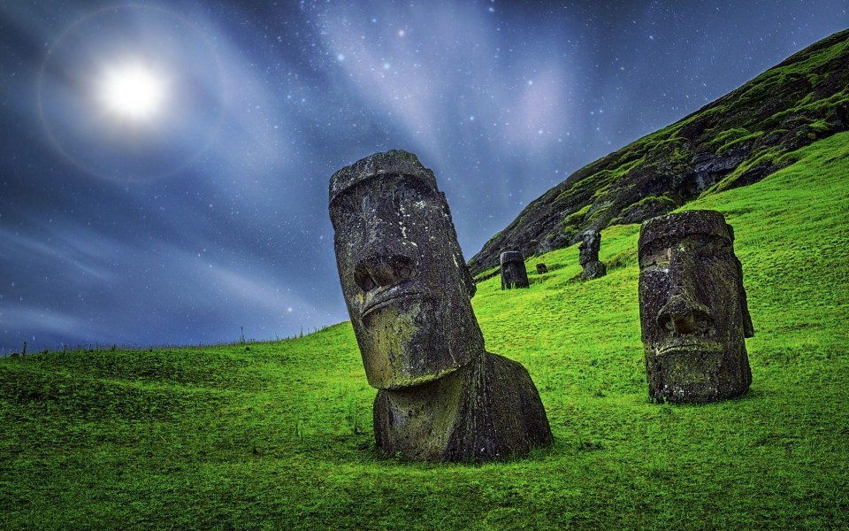Download Easter Island 4K Ultra HD wallpaper