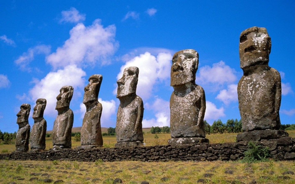 Download Easter Island In 4K 8K Free Ultra HQ For iPhone Mobile PC wallpaper