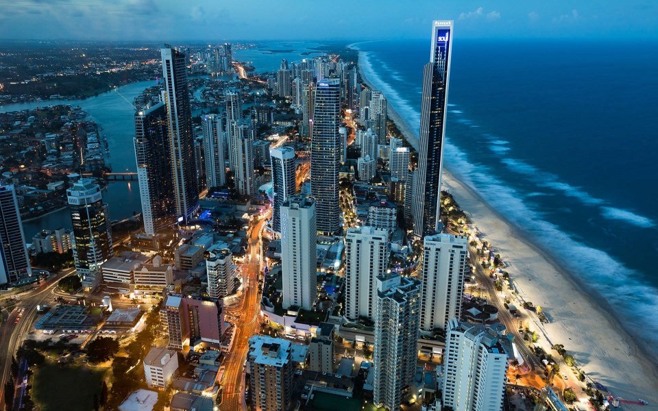 Download Gold Coast In Queensland 4K Ultra HD 1366x768 Background Photos wallpaper