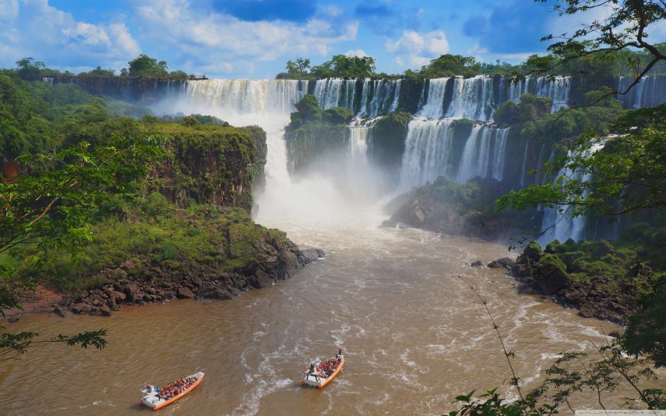 Download : Iguazu Falls 4K HD Desktop wallpaper