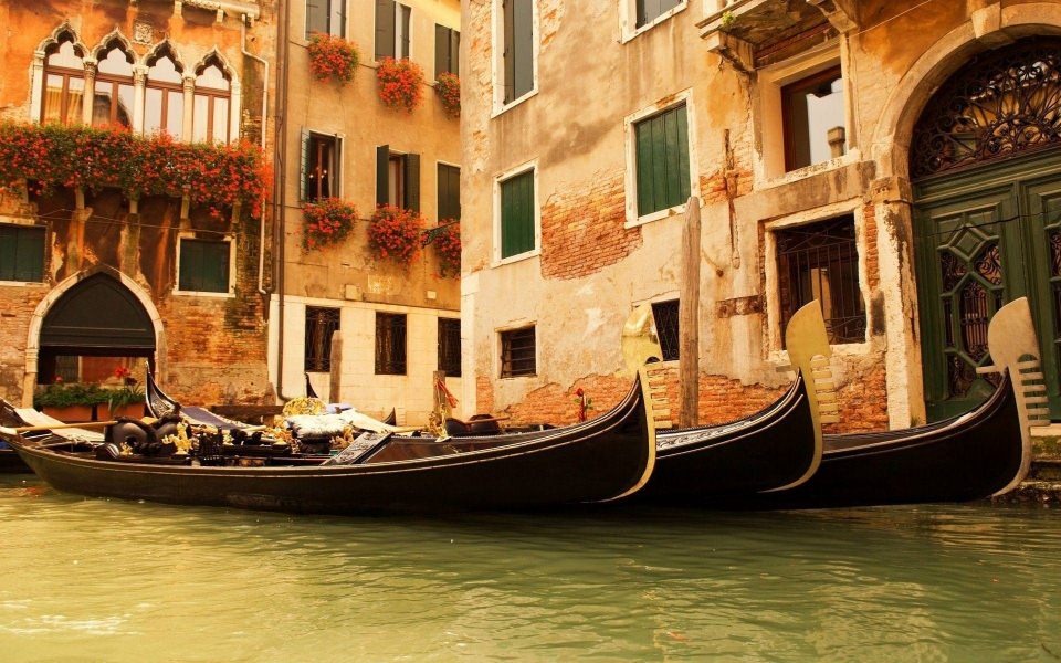 Download Italy 4K 5K 8K HD Display Pictures Backgrounds Images wallpaper