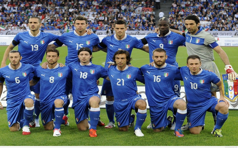 Download Italy National Football Team 4K 5K 8K HD Display Pictures Backgrounds Images wallpaper