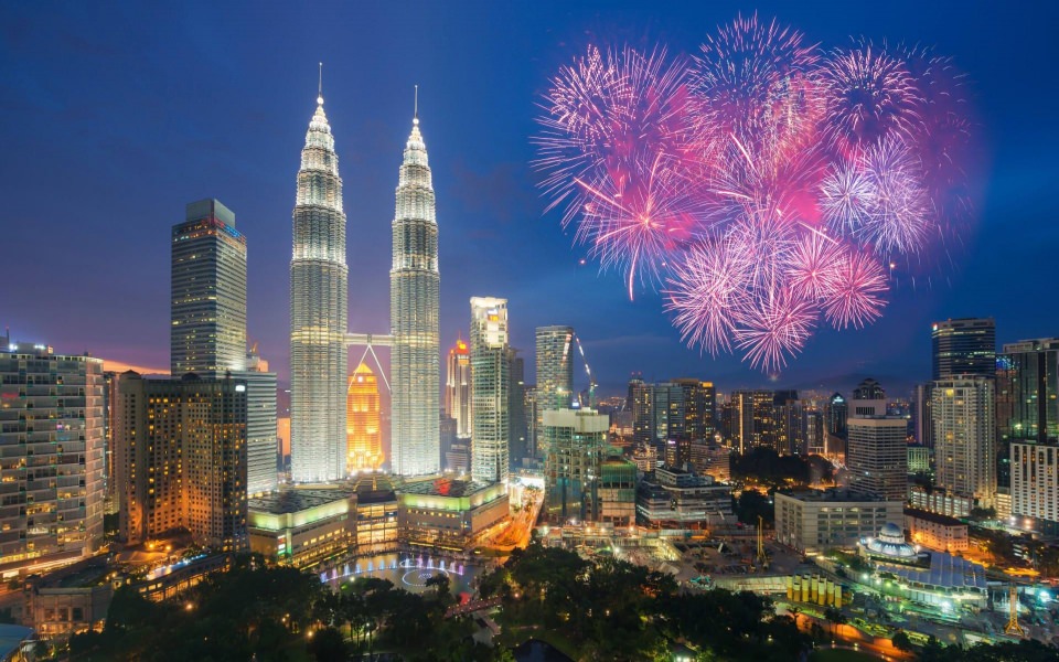 Download Kuala Lumpur Malaysia HD 1080p 2020 2560x1440 Download wallpaper