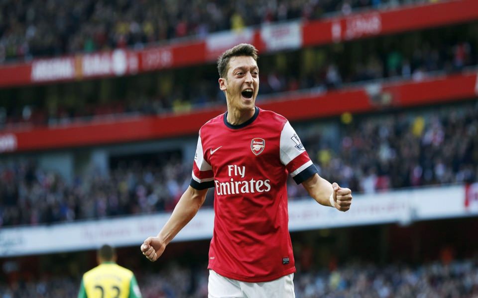 Download Mesut Ozil Arsenal Puma 4096x3072 Mobile Best New Photos Pictures Backgrounds wallpaper