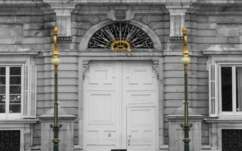 Download Royal Palace Of Madrid Full HD 1080p 2020 2560x1440 Download wallpaper