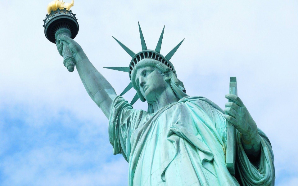 Download Statue Of Liberty 4K 8K HD Display Pictures Backgrounds Images wallpaper
