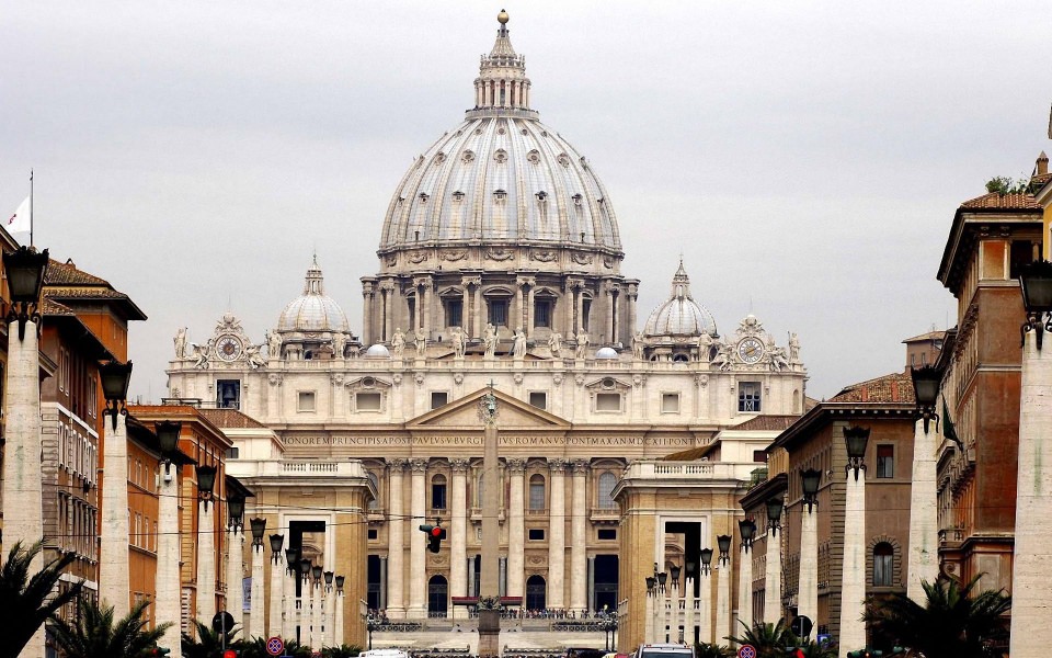 Download Vatican City 4K 5K 8K Backgrounds For Desktop And Mobile wallpaper