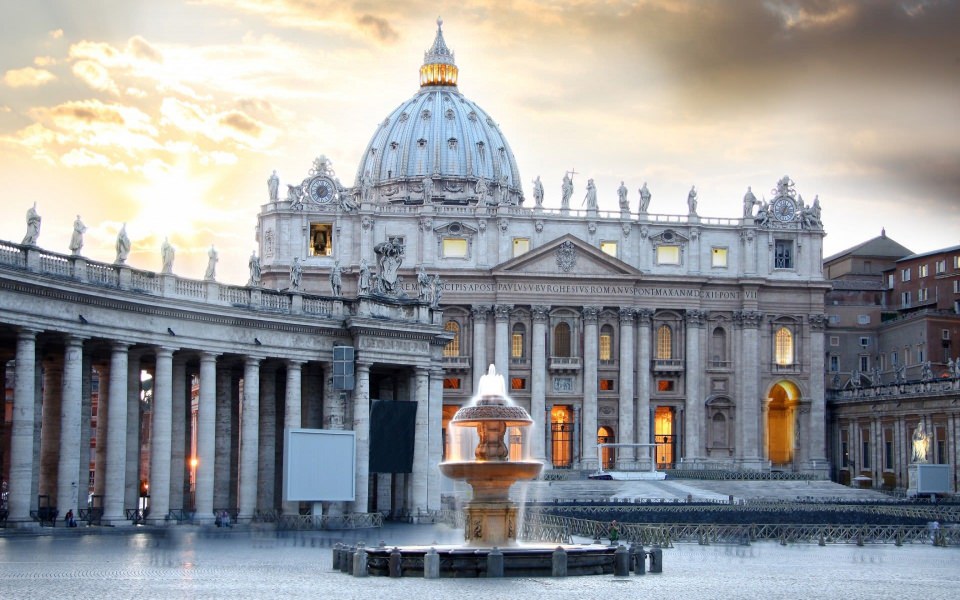 Download Vatican City Download Original In 4K wallpaper