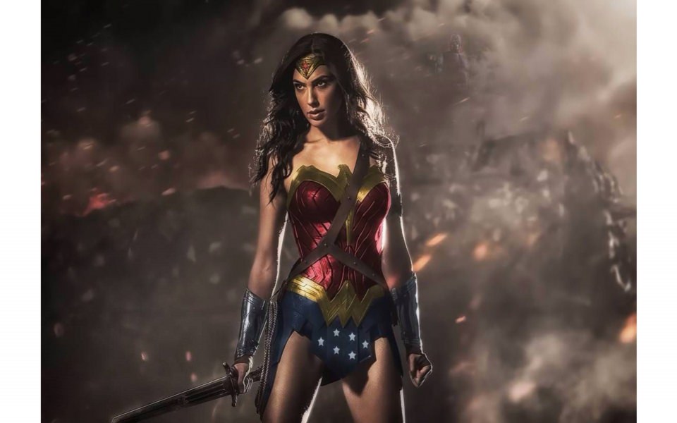 Download Wonder Woman 4K 8K HD Display Pictures Backgrounds Images wallpaper