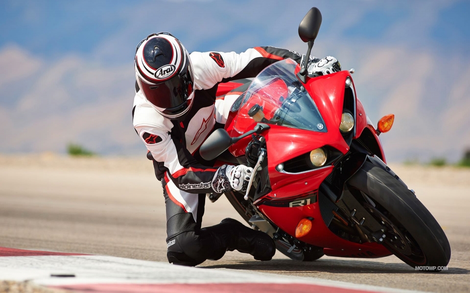 Download Yamaha YZF-R1M Supersport Motorcycle 4K 5K 8K Backgrounds For Desktop And Mobile wallpaper
