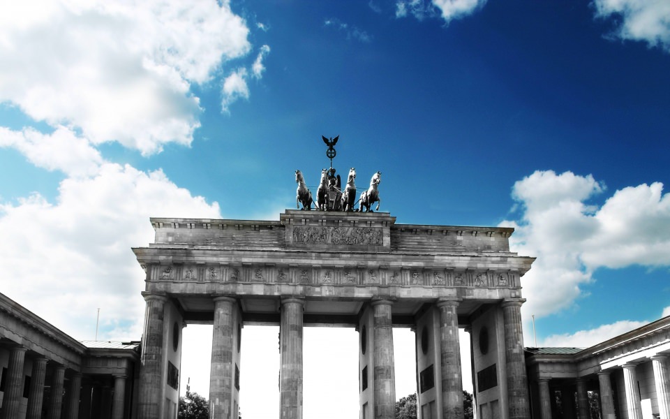 Download Berlin Live Free HD Pics for Mobile Phones PC wallpaper